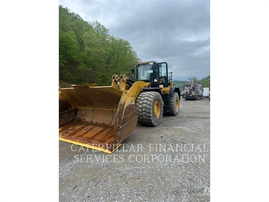 CAT 982M Колесни товарачи