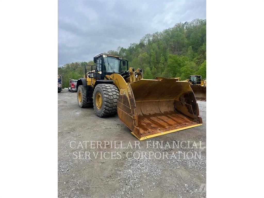 CAT 982M Колесни товарачи