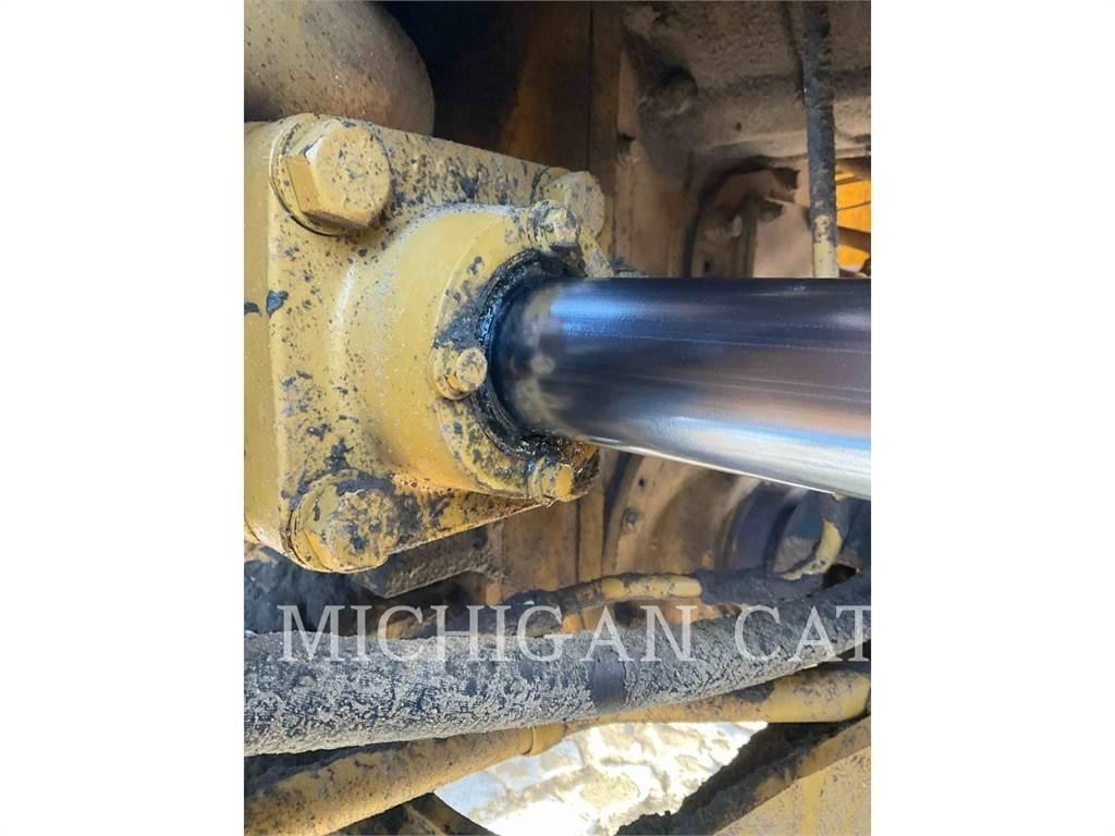 CAT 988F Колесни товарачи