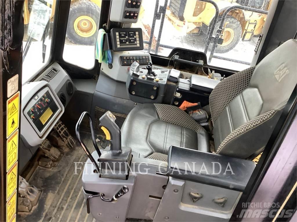 CAT 988K Колесни товарачи