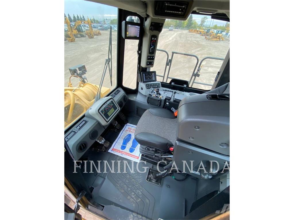 CAT 988K Колесни товарачи