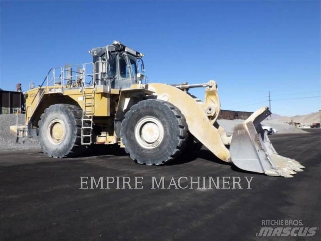 CAT 990H Колесни товарачи