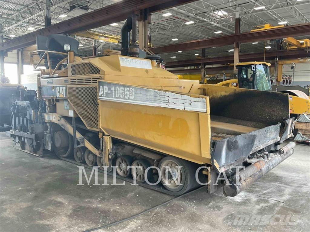 CAT AP-1055D Машини за асфалт