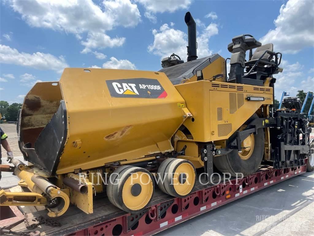 CAT AP1000F Рециклатори на асфалт