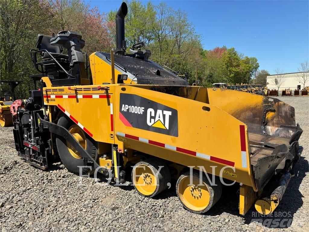 CAT AP1000F Машини за асфалт