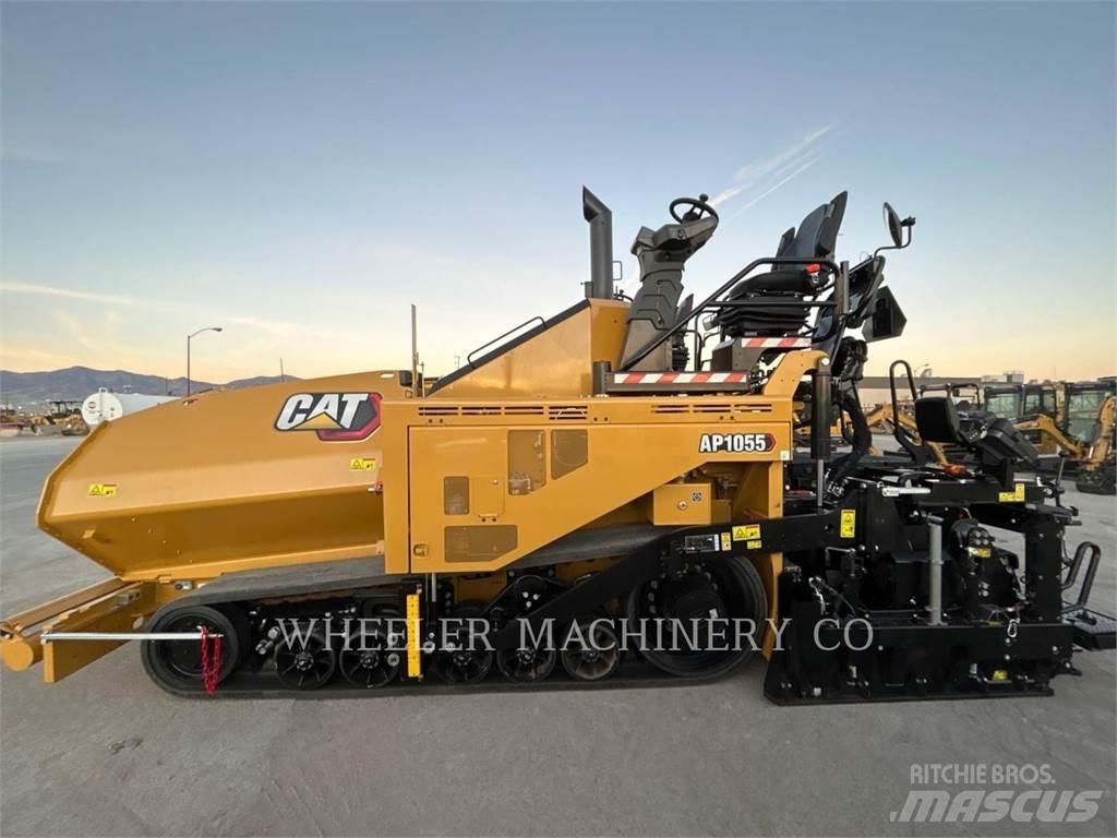 CAT AP1055 Машини за асфалт