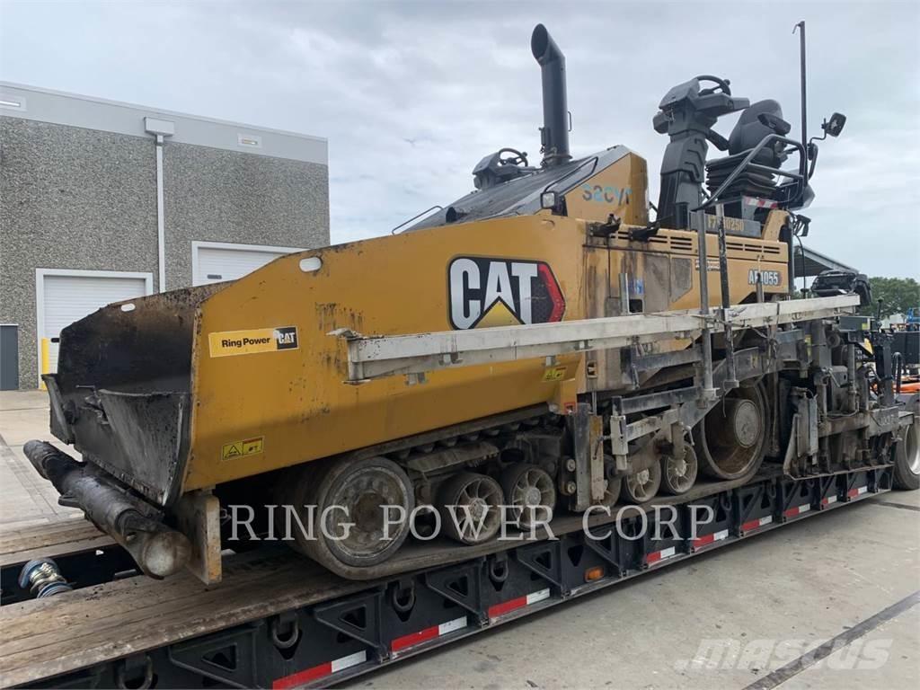CAT AP1055 Рециклатори на асфалт