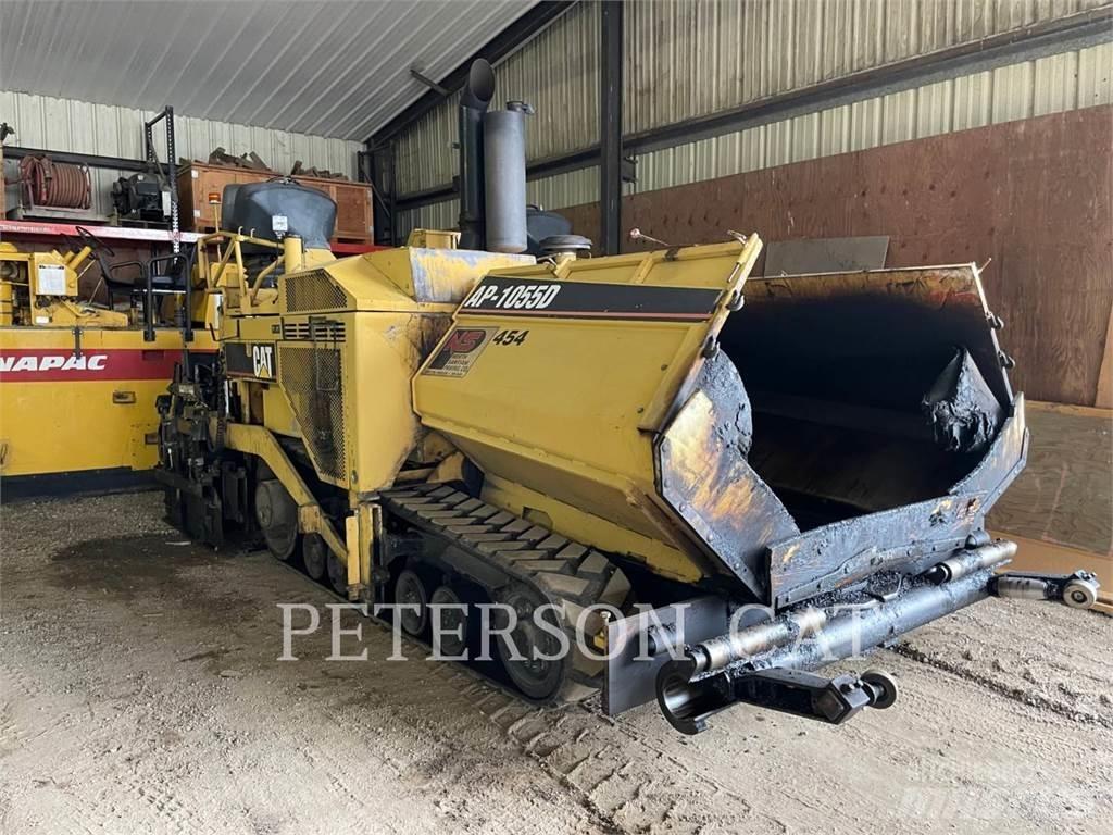 CAT AP1055D Машини за асфалт