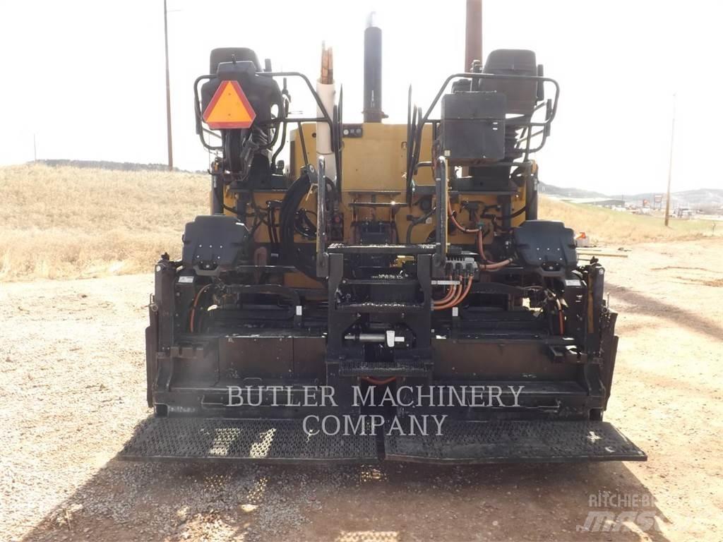 CAT AP1055F Машини за асфалт