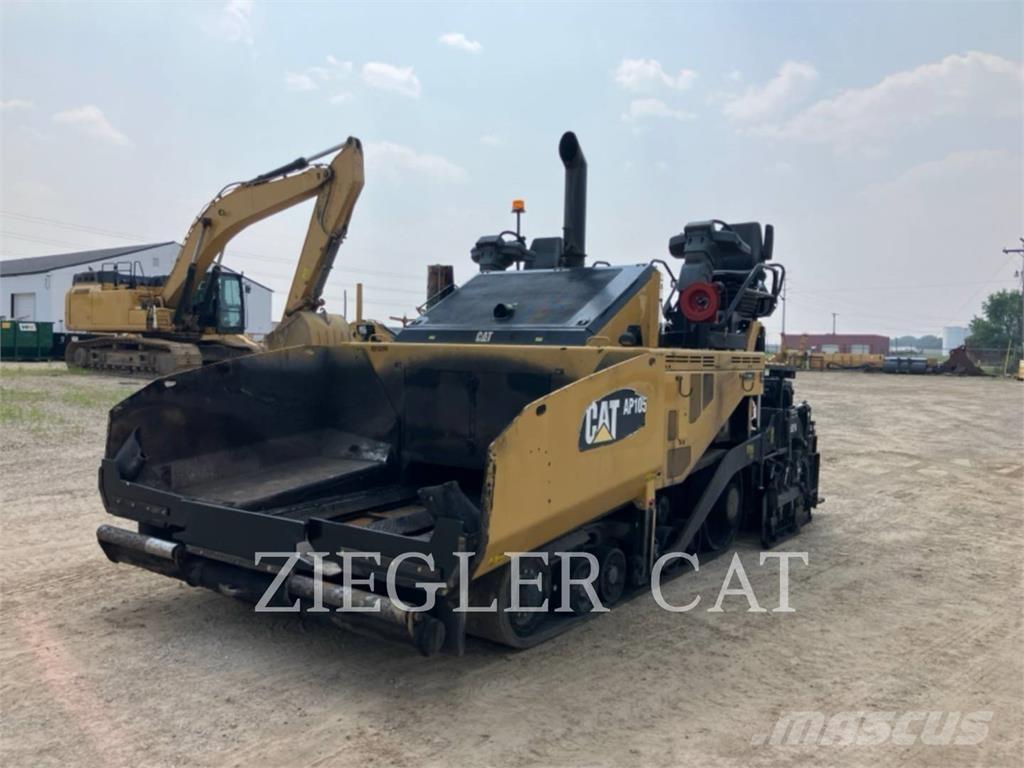 CAT AP1055F Машини за асфалт