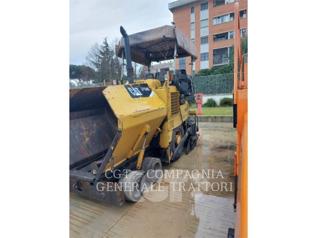 CAT AP300D Машини за асфалт