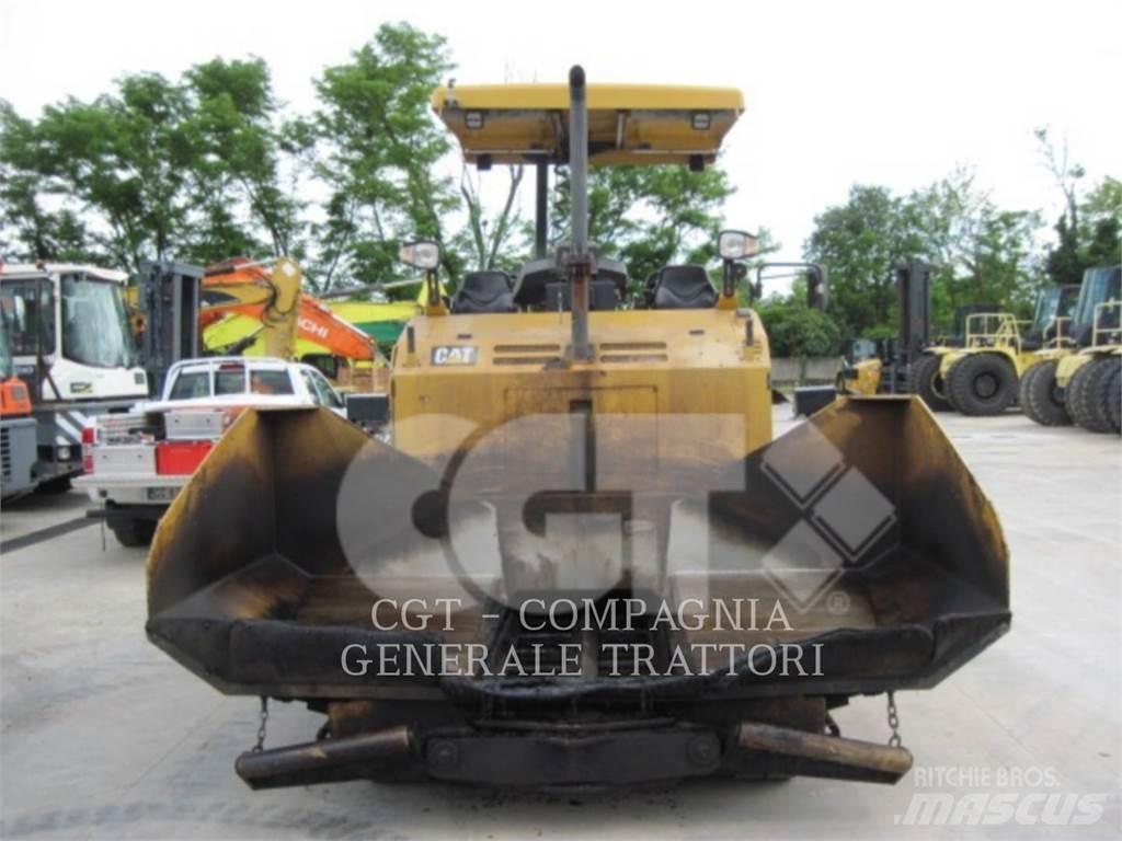 CAT AP300F Машини за асфалт