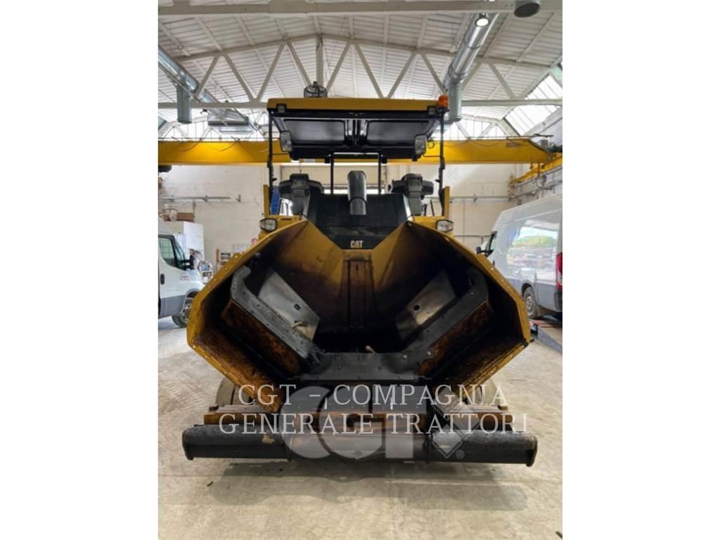 CAT AP500F Машини за асфалт