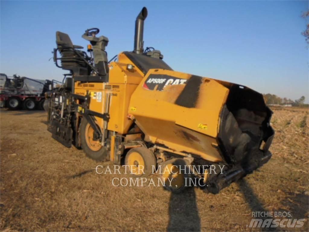 CAT AP500F Машини за асфалт