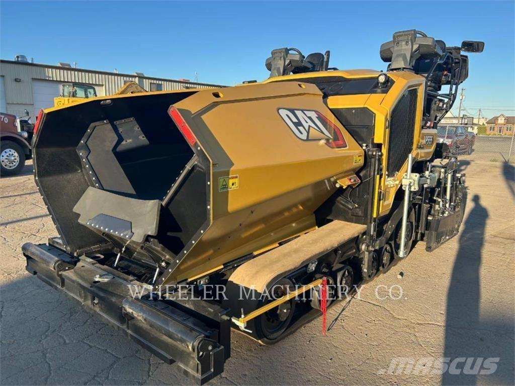 CAT AP555 Машини за асфалт