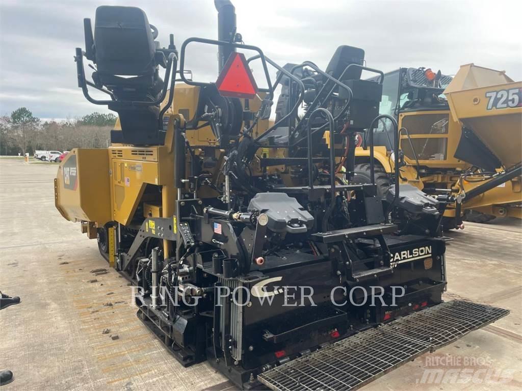 CAT AP555F Рециклатори на асфалт