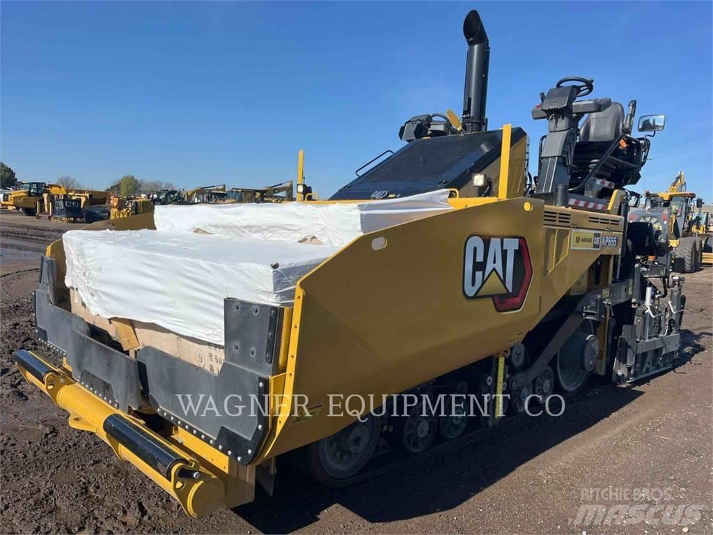 CAT AP655 Машини за асфалт