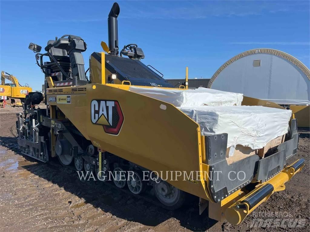 CAT AP655 Машини за асфалт