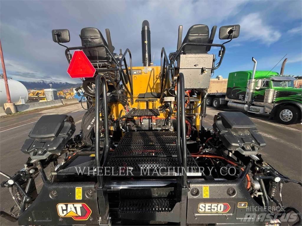 CAT AP655 Машини за асфалт