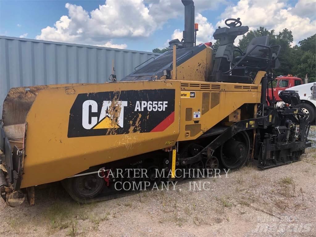 CAT AP655F Машини за асфалт