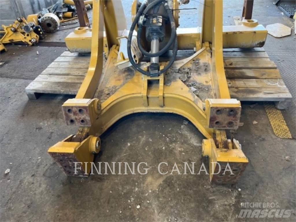 CAT ATTACHMENTS D6T Скарификатор