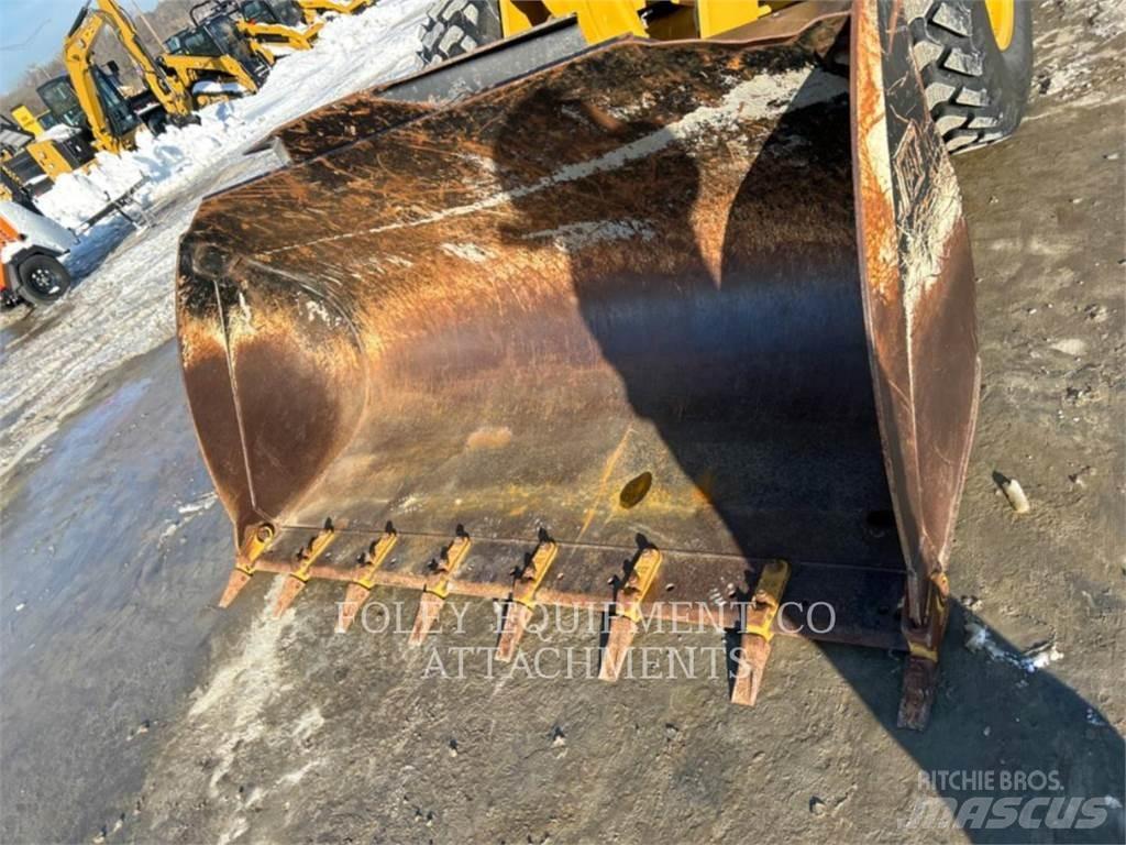 CAT BK18F25GP Колесни товарачи