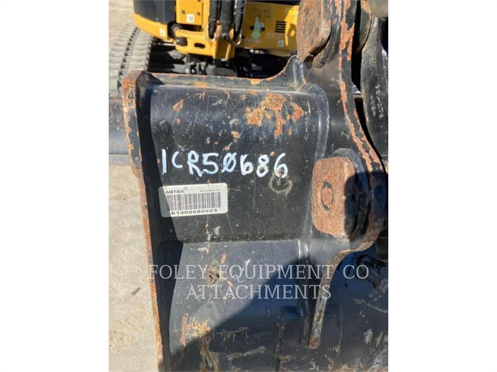 CAT BK302P24 Верижен екскаватор