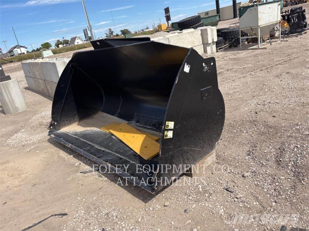 CAT BK38F38GP Колесни товарачи