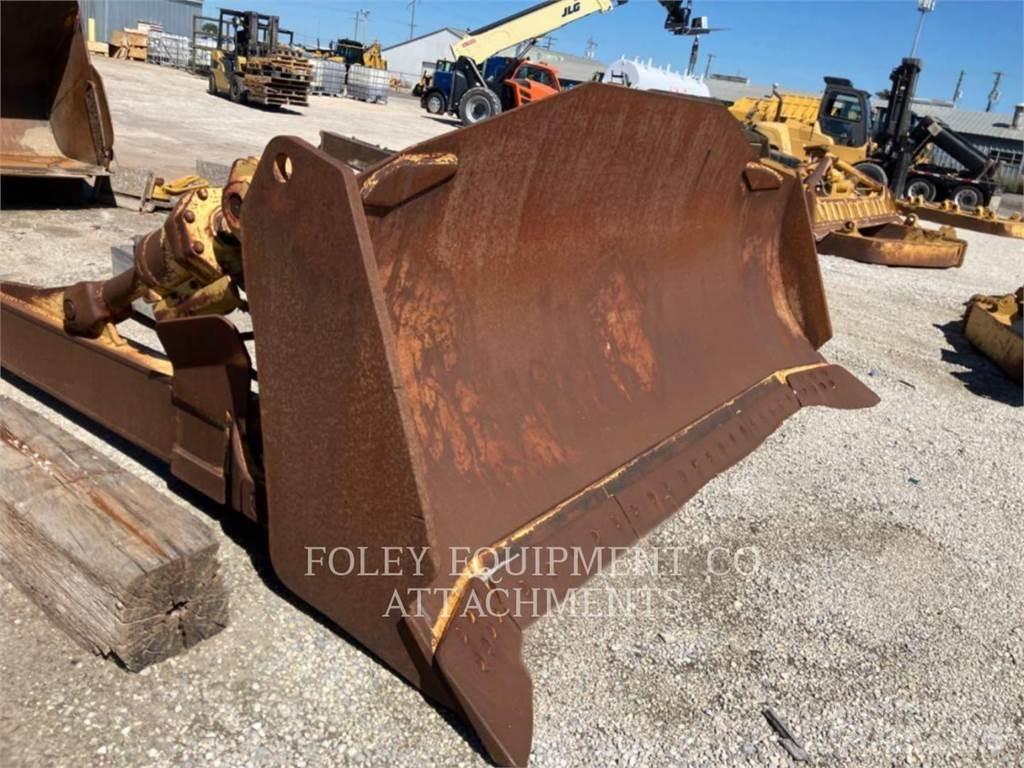CAT BLD8TSU Верижни булдозери
