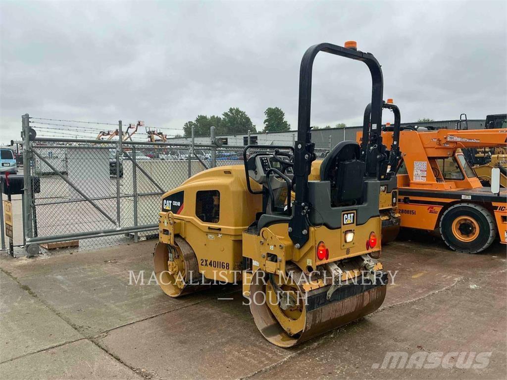 CAT CB 24 B Двойни барабанни ролки
