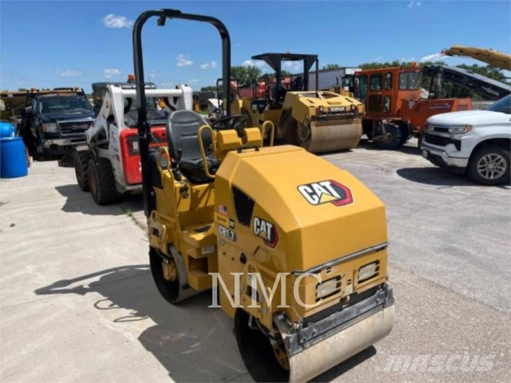 CAT CB1.7 Уплътнители за почва
