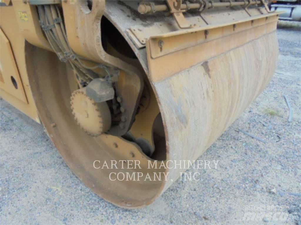 CAT CB10 Уплътнители за почва
