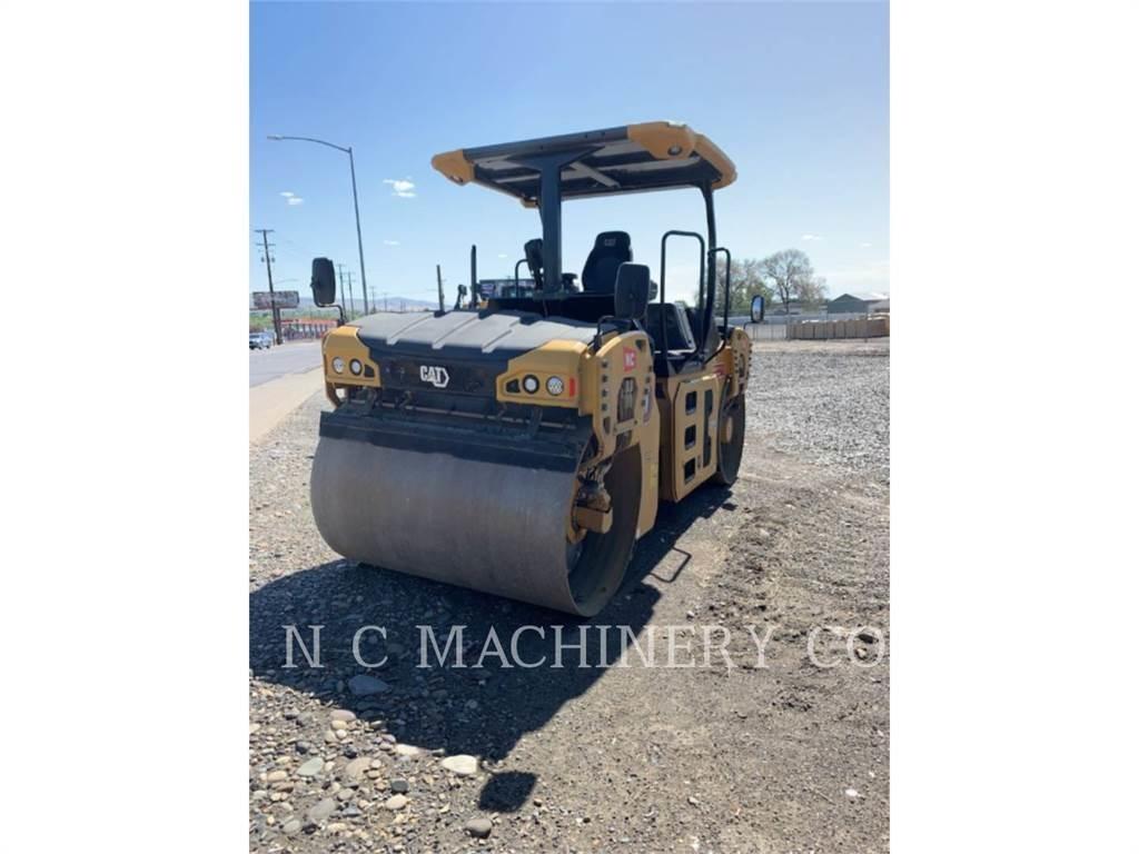 CAT CB10 Машини за асфалт