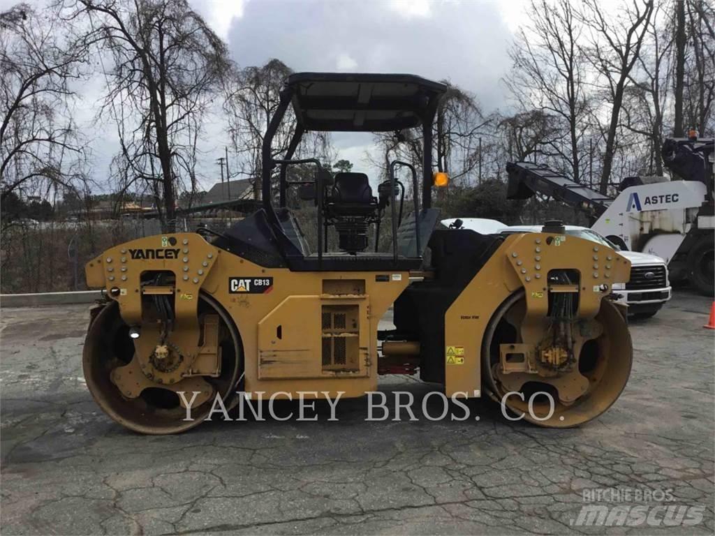 CAT CB13 Уплътнители за почва
