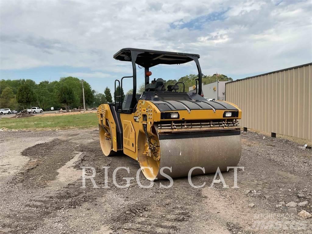 CAT CB13 Уплътнители за почва

