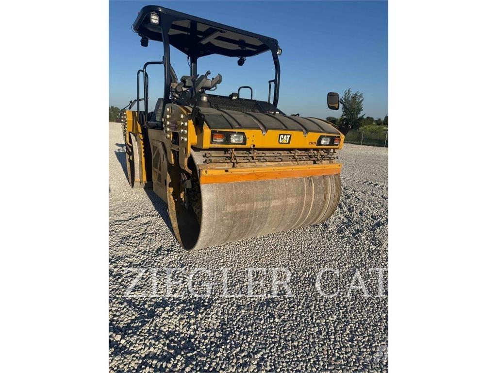 CAT CB15 Уплътнители за почва
