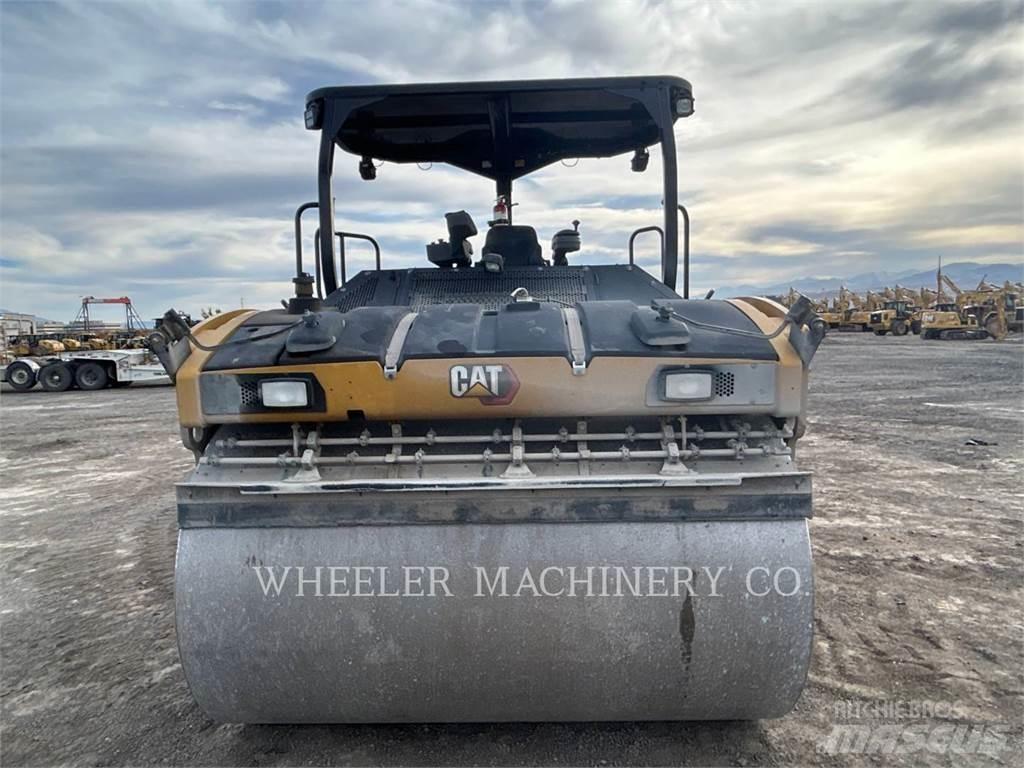 CAT CB15 CW VV Двойни барабанни ролки
