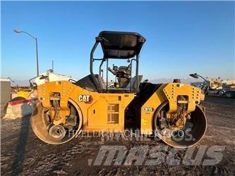 CAT CB15 CW VV Двойни барабанни ролки
