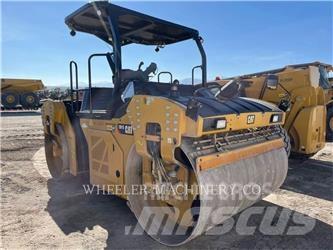 CAT CB15 VV Двойни барабанни ролки
