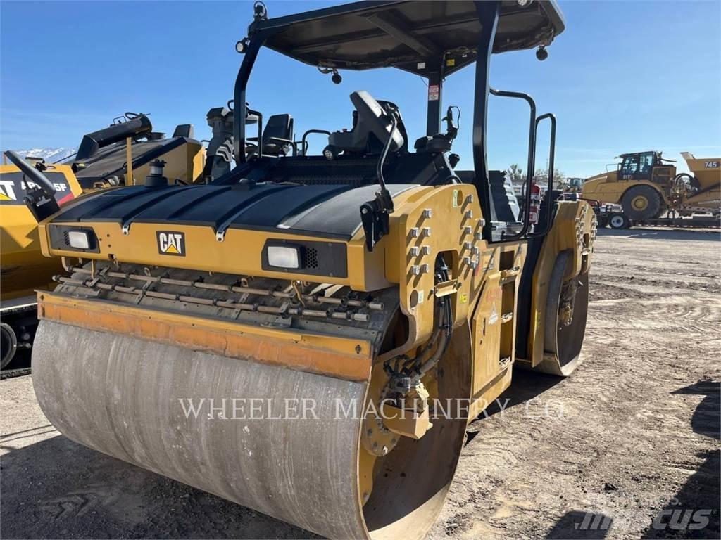 CAT CB15 VV Двойни барабанни ролки
