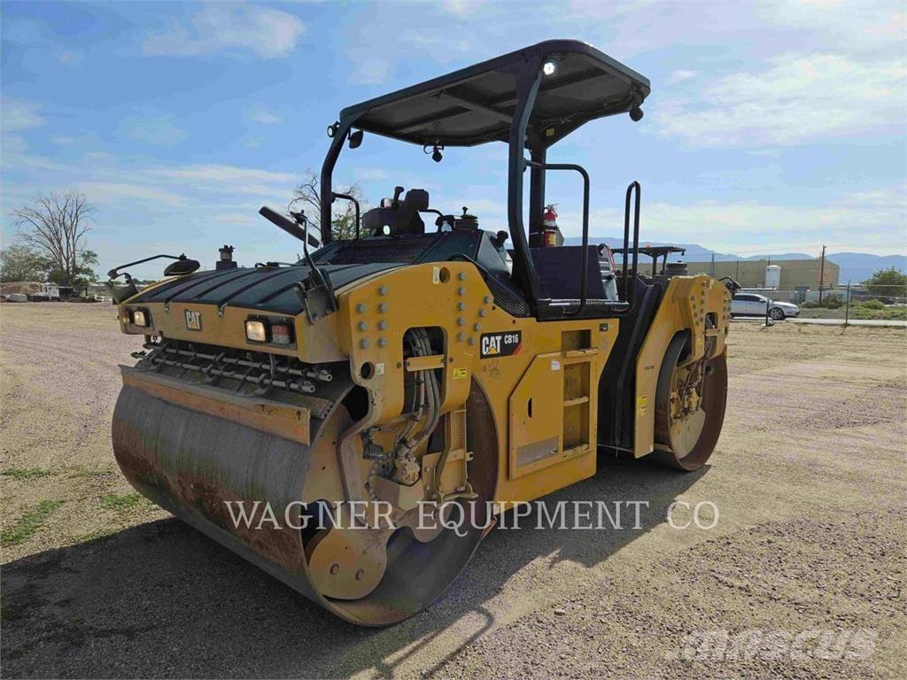 CAT CB16 Машини за асфалт