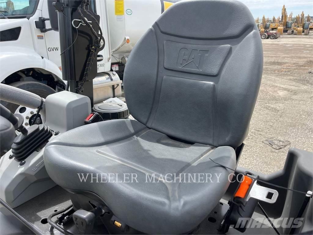 CAT CB2.7 Двойни барабанни ролки
