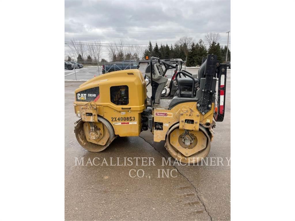 CAT CB24B Двойни барабанни ролки
