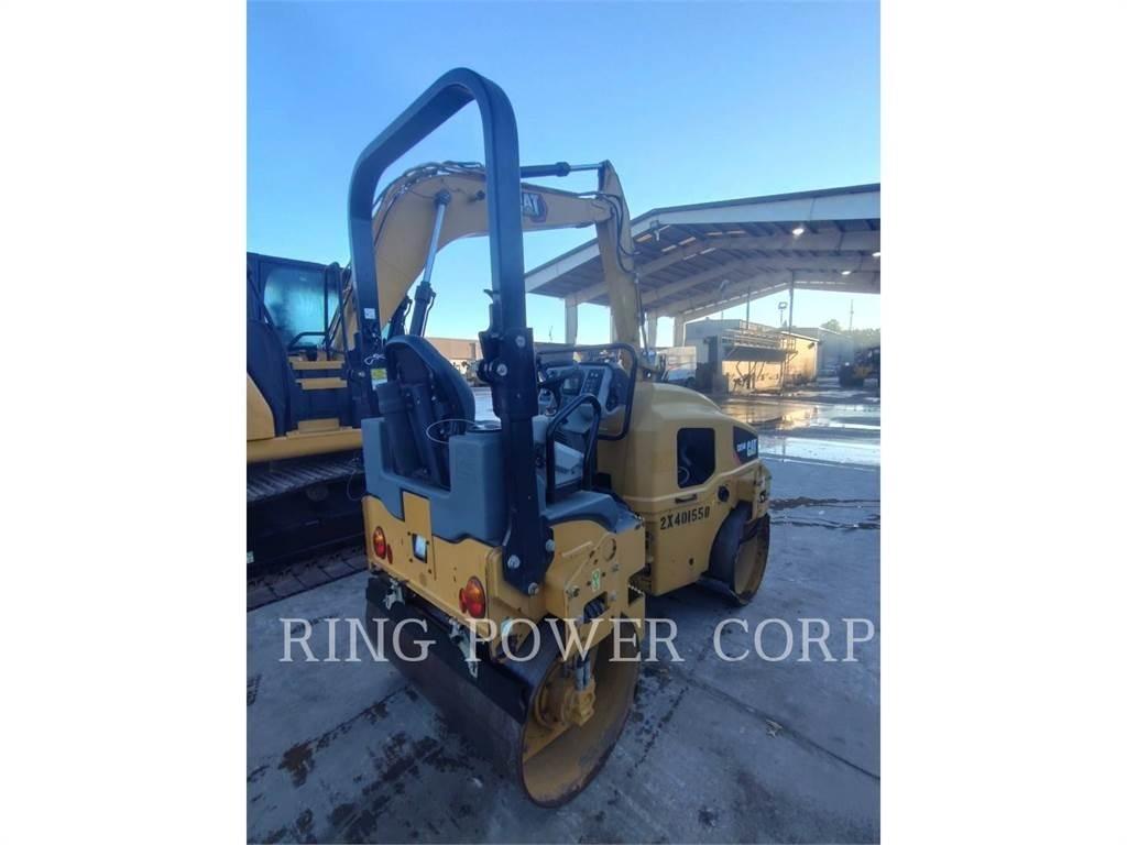 CAT CB24B Двойни барабанни ролки
