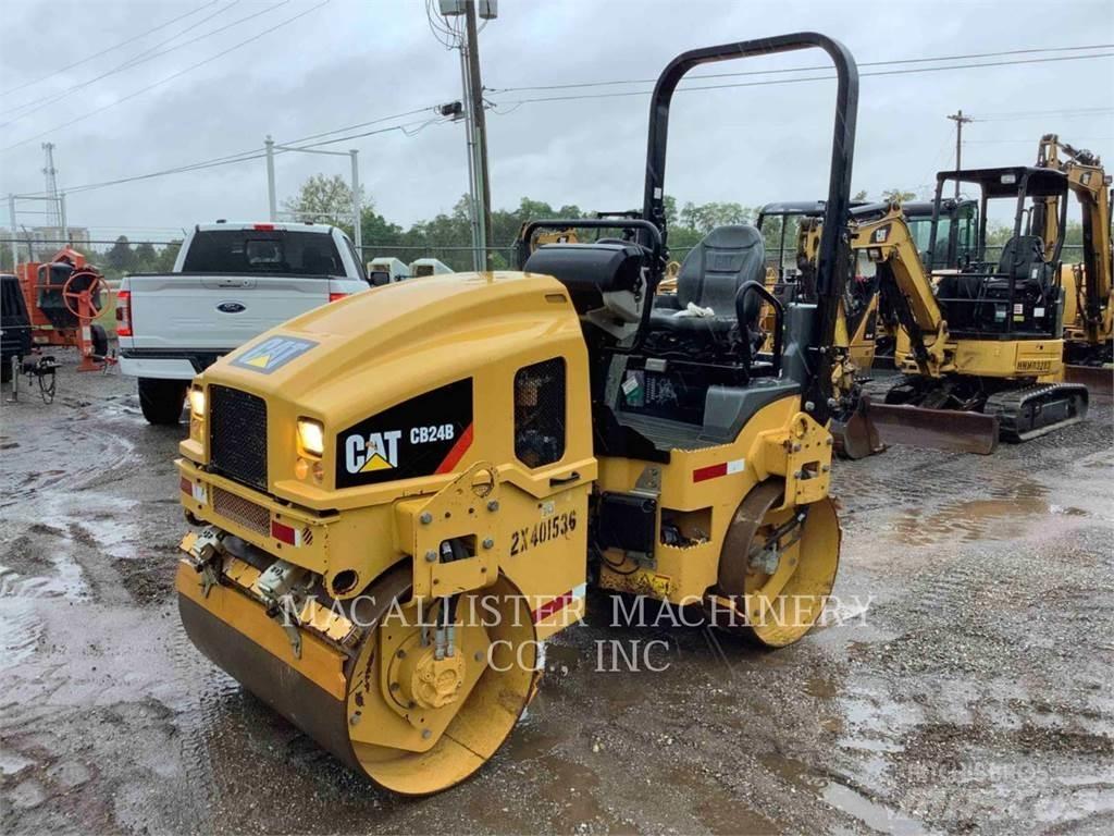 CAT CB24B Двойни барабанни ролки
