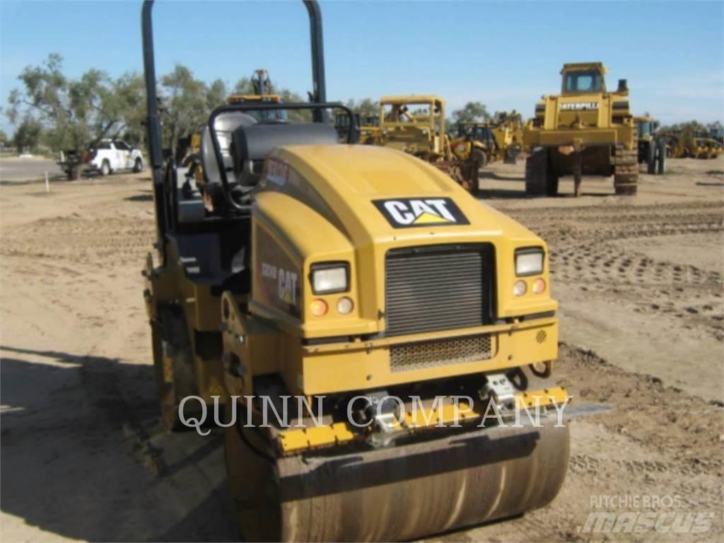 CAT CB24B Двойни барабанни ролки
