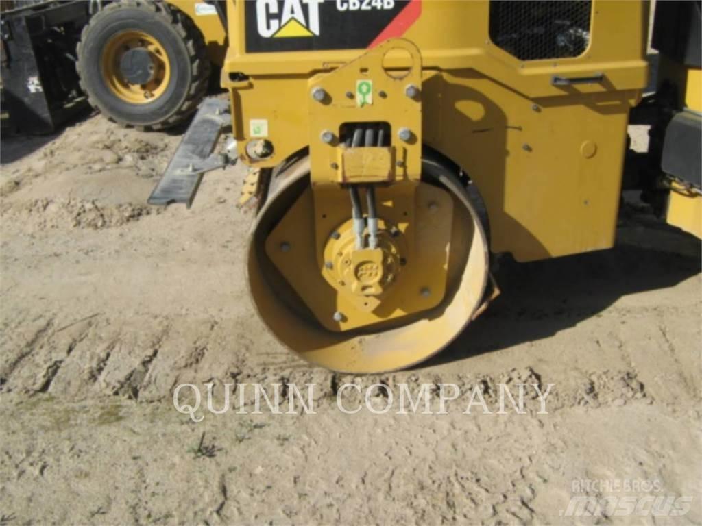 CAT CB24B Двойни барабанни ролки
