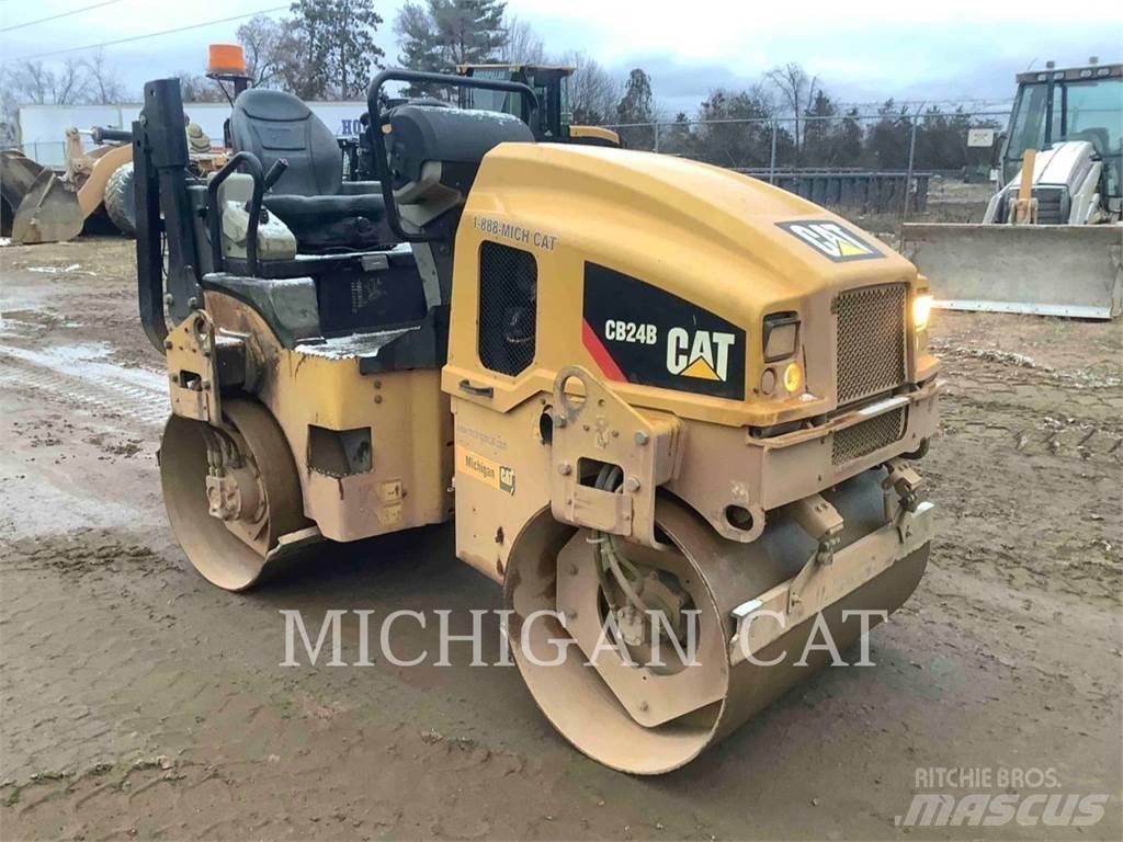 CAT CB24B Двойни барабанни ролки
