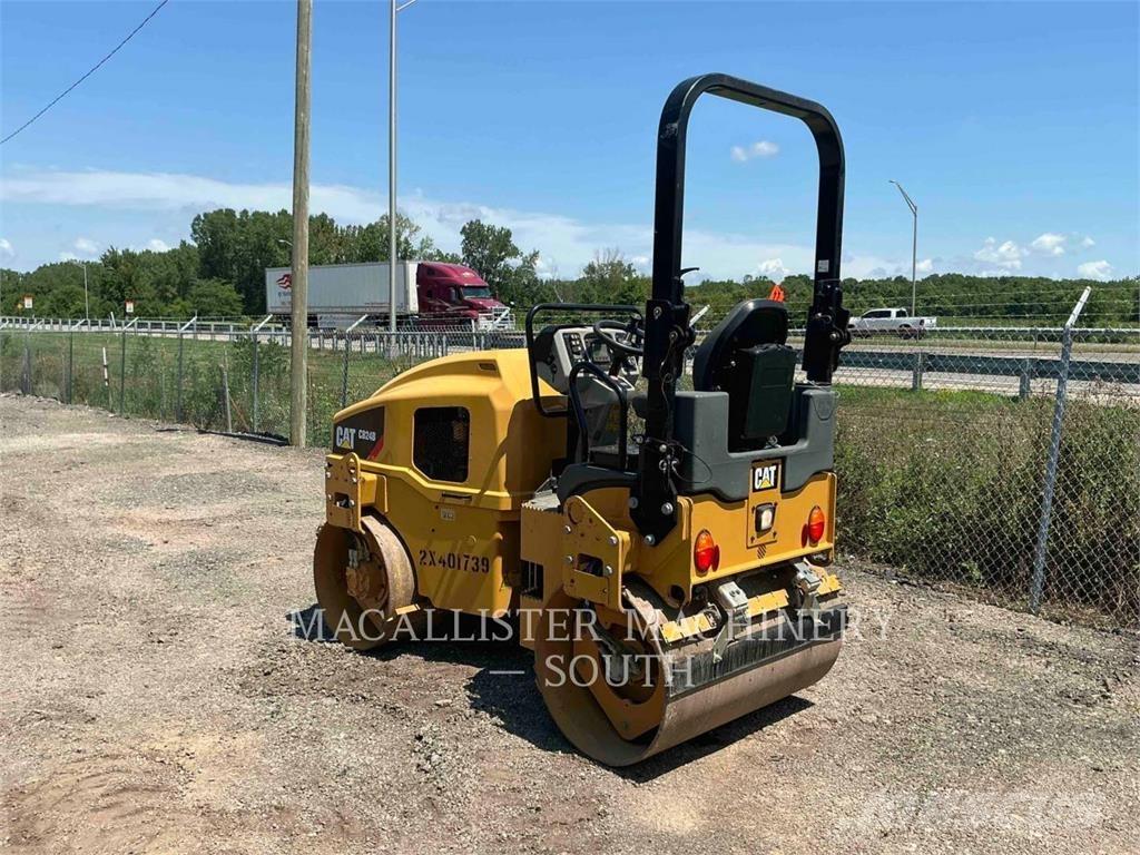 CAT CB24B Двойни барабанни ролки
