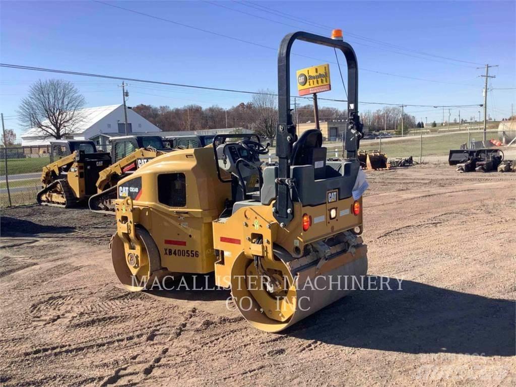 CAT CB34B Двойни барабанни ролки
